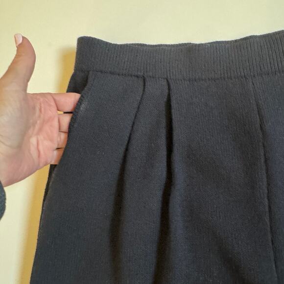St. John Basics Black Santana Knit Pull On Pants SZ 12 Vintage Capsule Wardrobe - Picture 12 of 13